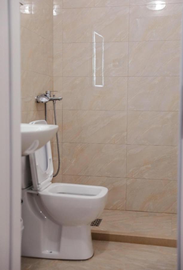 Cuci B&B Berat Bagian luar foto