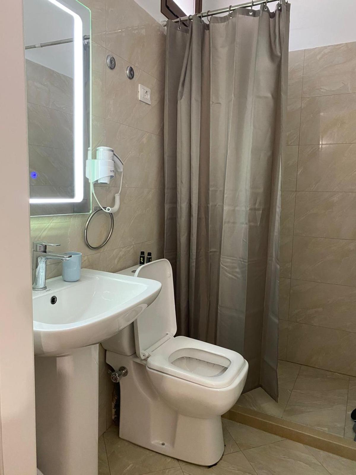Cuci B&B Berat Bagian luar foto